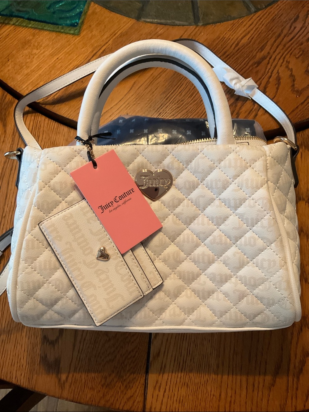 JUICY COUTURE Ladies white handbag new with tags